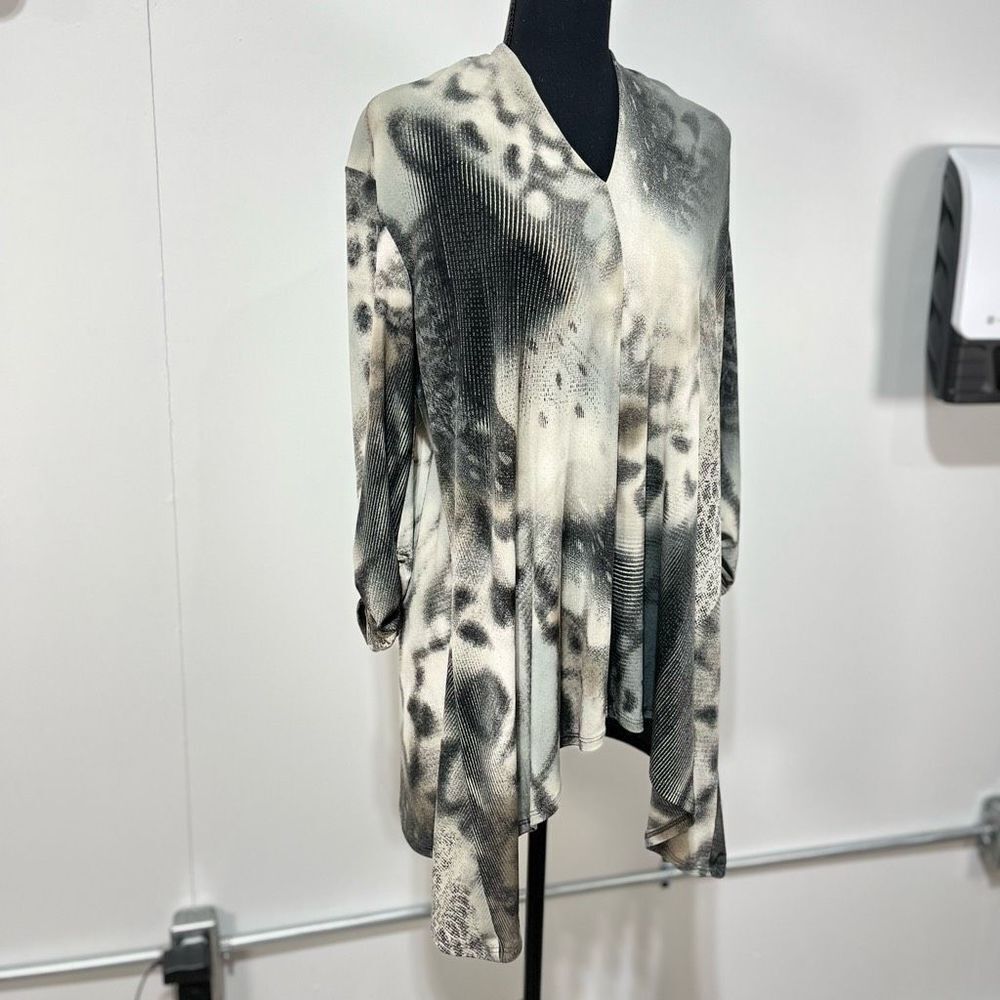 Clara Sunwoo Artsy 3/4 Sleeve Sharkbite Hem Tunic Top Women’s Size Medium